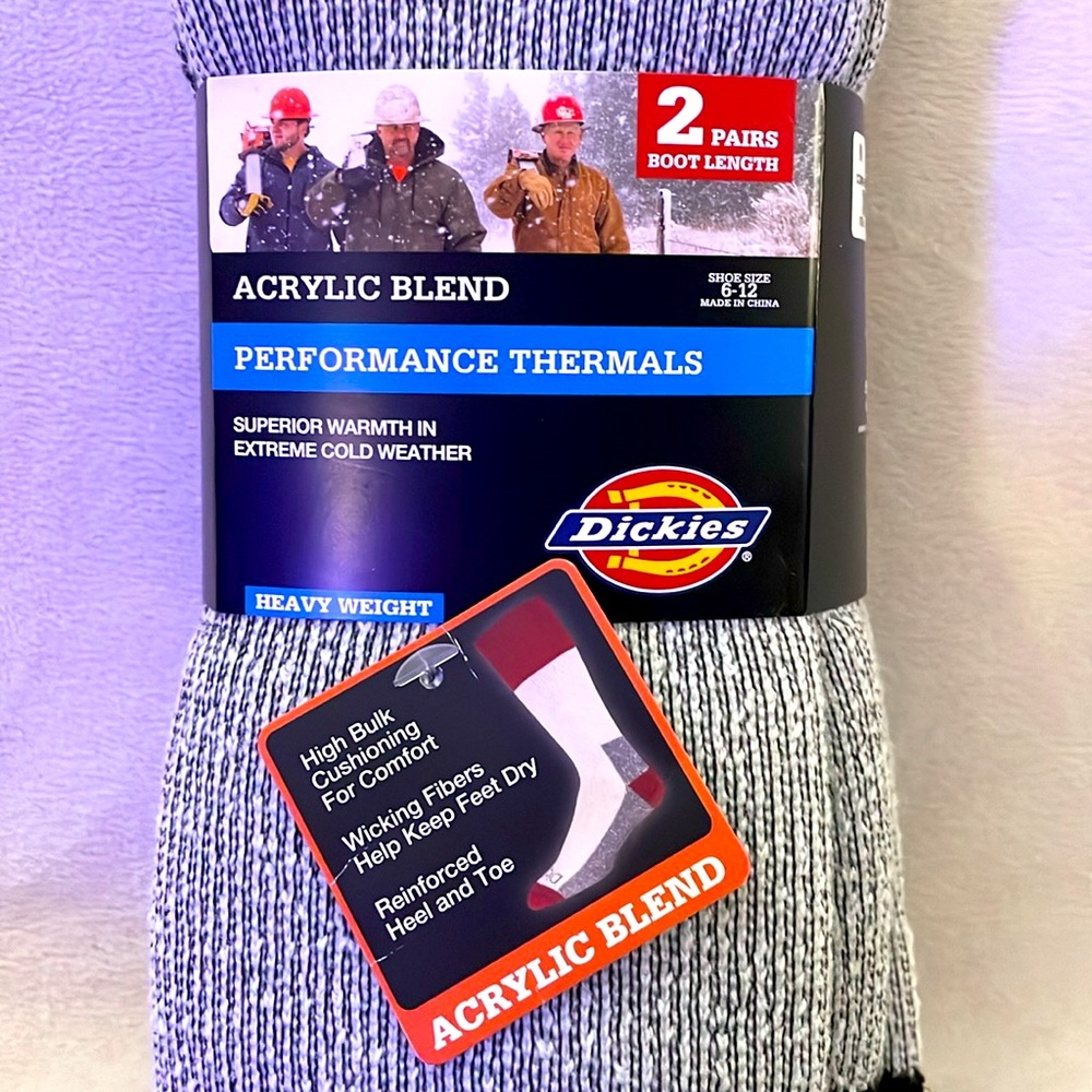 NWT Dickies Men's Black & Gray Acrylic Blend Thermal Socks - Picture 2 of 3